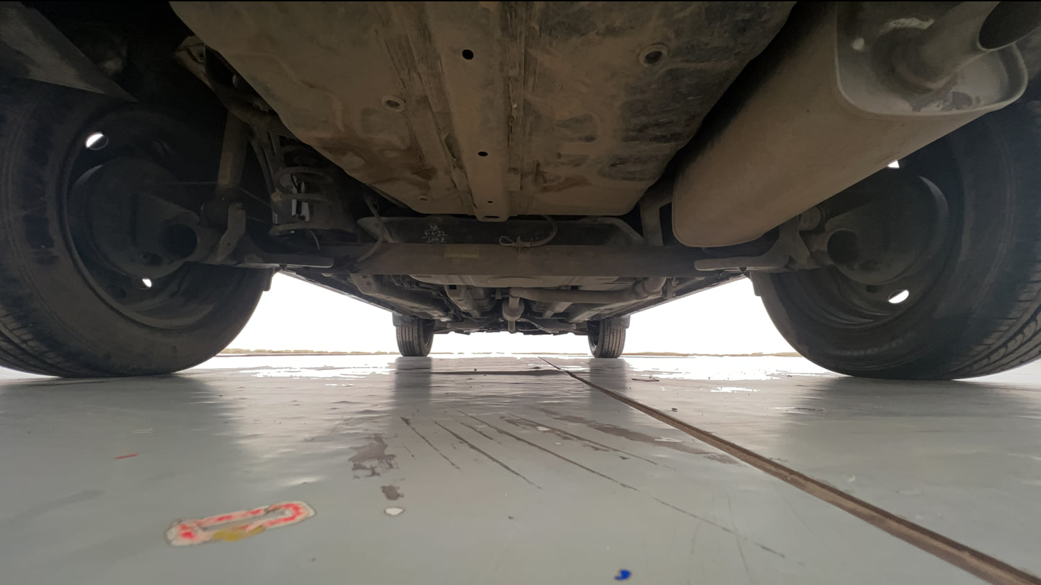 Used 2022 Tata Nexon XM (S) Petrol Manual extra REAR UNDERBODY VIEW (TAKEN FROM REAR)