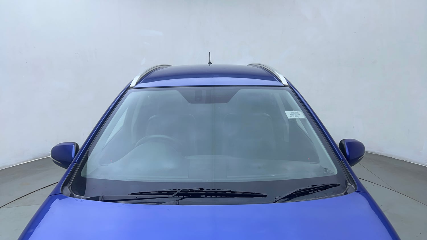 Used 2016 Maruti Suzuki S-Cross Alpha 1.3 Diesel Manual exterior FRONT WINDSHIELD VIEW