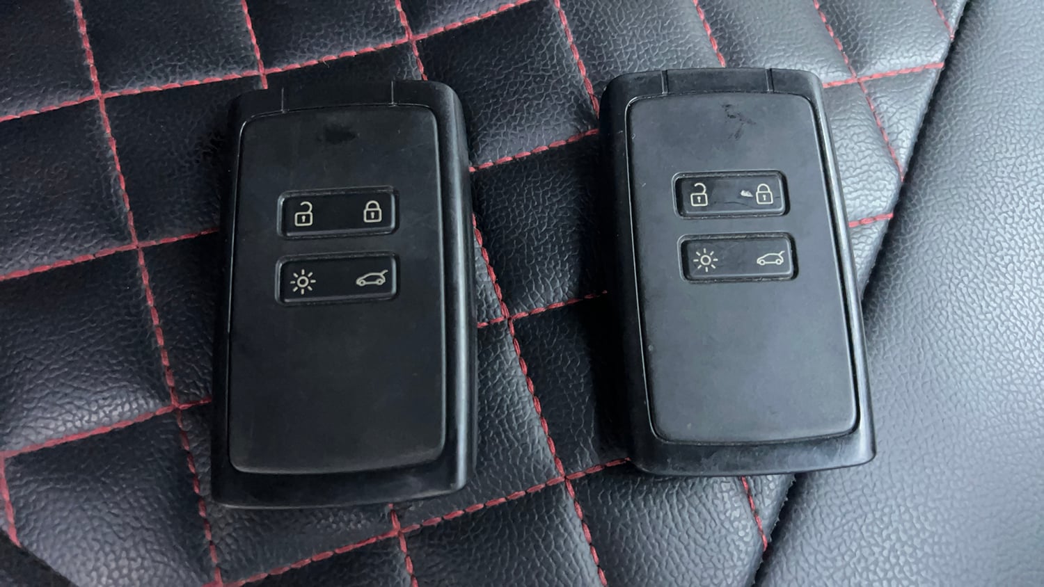 Used 2023 Renault Kiger RXZ AMT Petrol Automatic extra CAR KEY VIEW