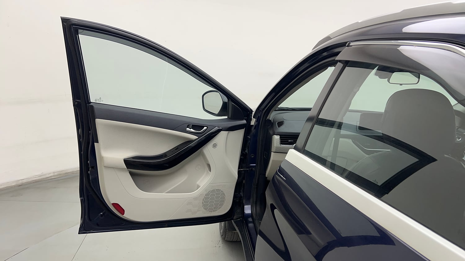 Used 2022 Tata Nexon XZA Plus (HS) Petrol Automatic interior LEFT FRONT DOOR OPEN VIEW