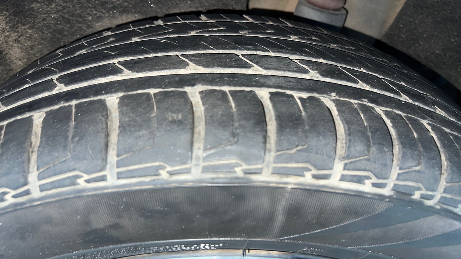 Used 2024 Hyundai Creta N-Line N10 1.5 Turbo DCT Petrol Automatic tyres LEFT REAR TYRE TREAD VIEW