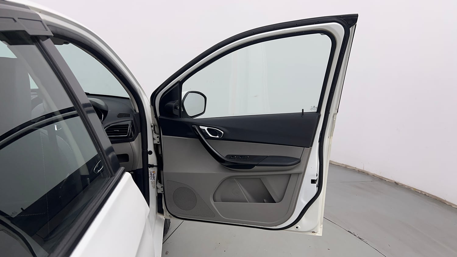 Used 2018 Tata Tiago Revotron XZ Petrol Manual interior RIGHT FRONT DOOR OPEN VIEW