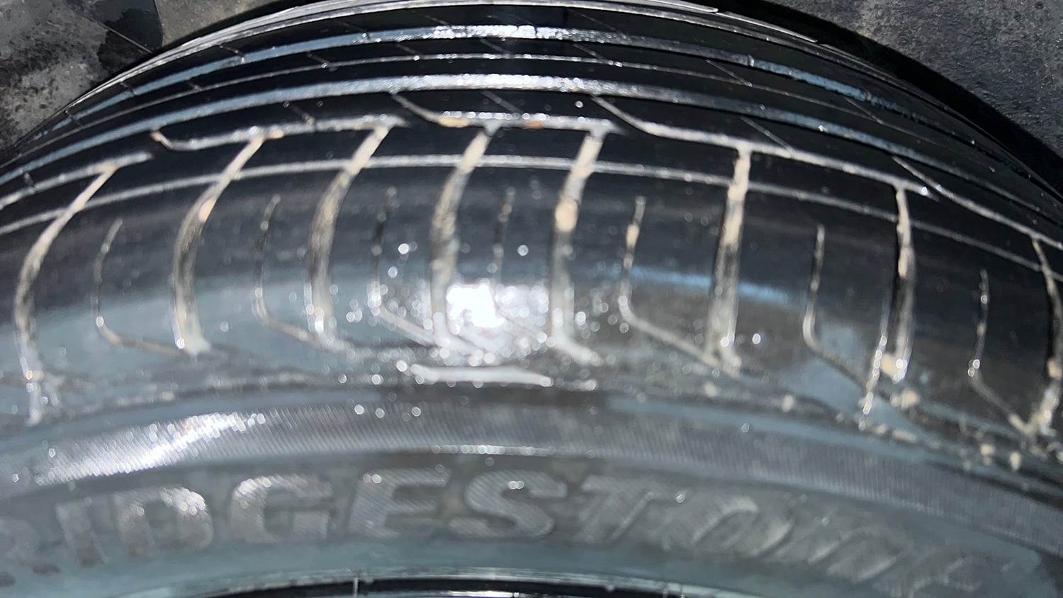 Used 2022 Tata Nexon XZA Plus (HS) Petrol Automatic tyres RIGHT REAR TYRE TREAD VIEW
