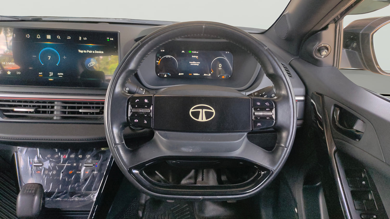 Used 2025 Tata Curvv Accomplished Plus A 1.5 Kryojet Diesel 6MT Dark Edition Diesel Manual interior STEERING VIEW