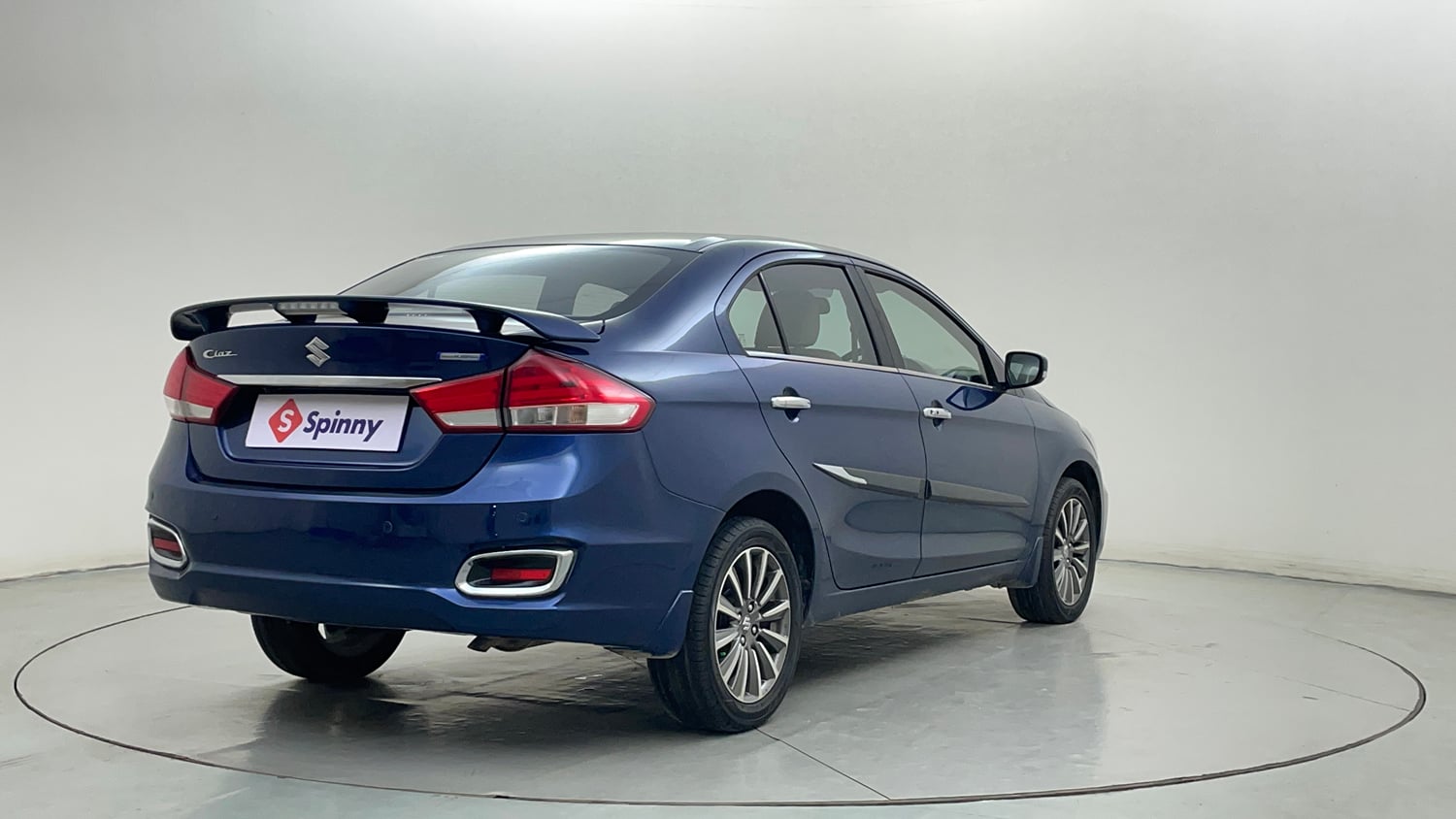 Used 2019 null Petrol Manual exterior RIGHT REAR CORNER VIEW