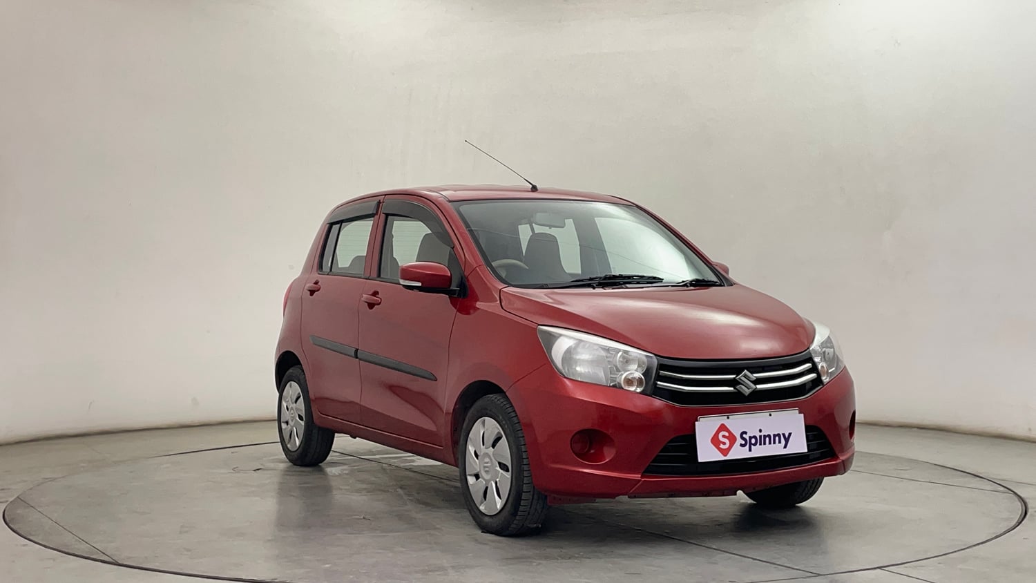Used 2016 Maruti Suzuki Celerio ZXi AMT Petrol Automatic exterior RIGHT FRONT CORNER VIEW