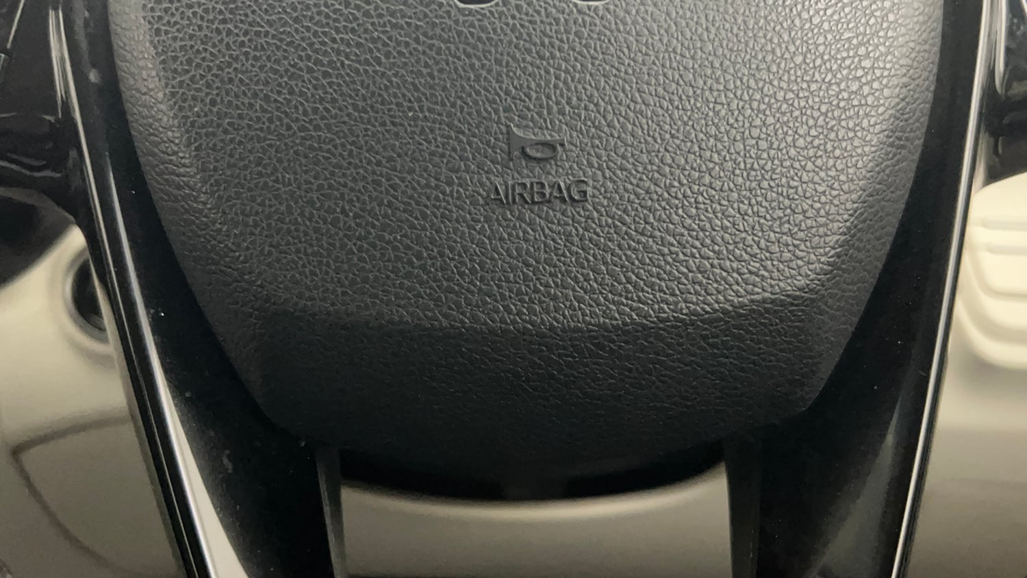 Used 2024 Mahindra XUV 3XO AX5 1.2 Petrol Petrol Manual top_features Airbags
