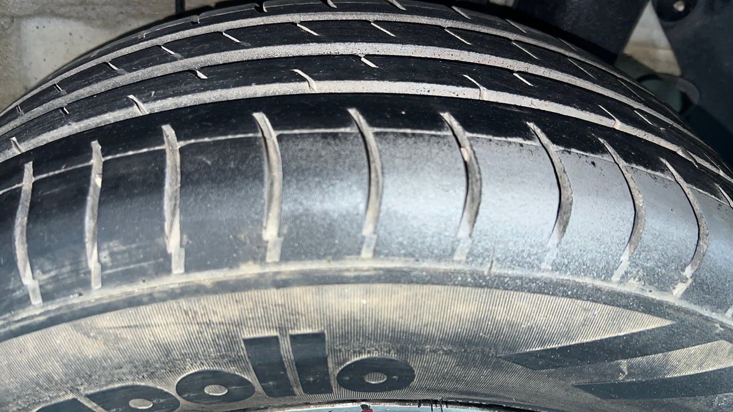 Used 2019 Hyundai Elite i20 Magna Plus 1.2 Petrol Manual tyres LEFT REAR TYRE TREAD VIEW