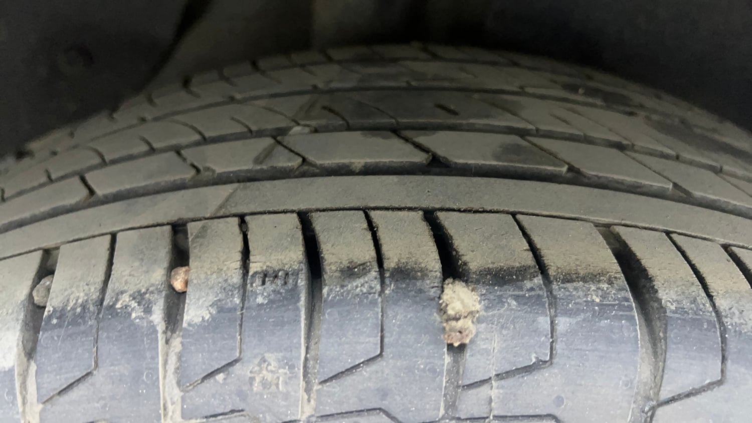 Used 2017 Hyundai Creta 1.6 SX Plus Petrol Special Edition Petrol Manual tyres RIGHT REAR TYRE TREAD VIEW