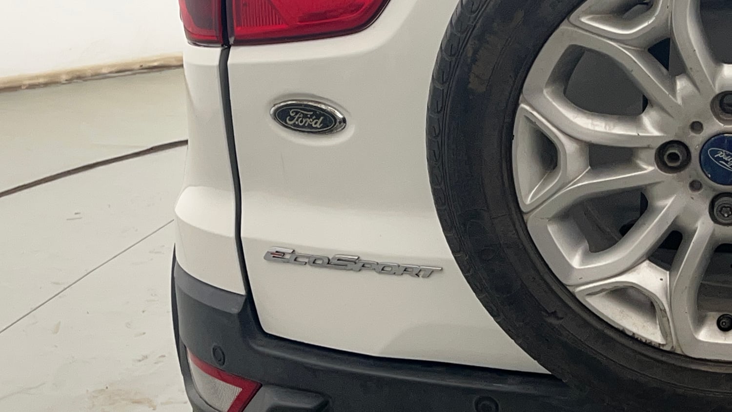 Used 2015 Ford EcoSport Titanium 1.0 Ecoboost (Opt) Petrol Manual dents MINOR DENT