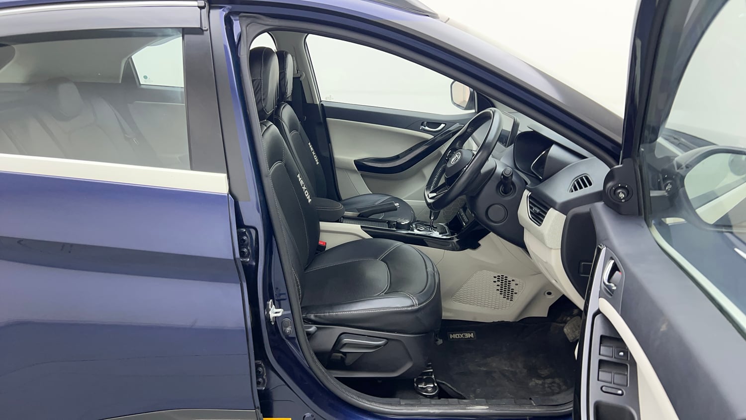 Used 2022 Tata Nexon XZA Plus (HS) Petrol Automatic interior RIGHT SIDE FRONT DOOR CABIN VIEW