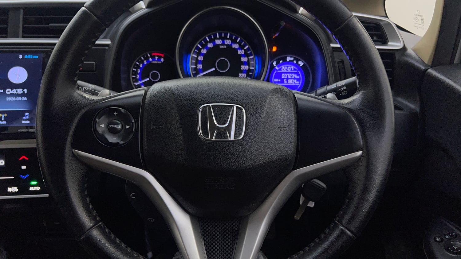 Used 2018 Honda Jazz V AT Petrol Petrol Automatic top_features Airbags