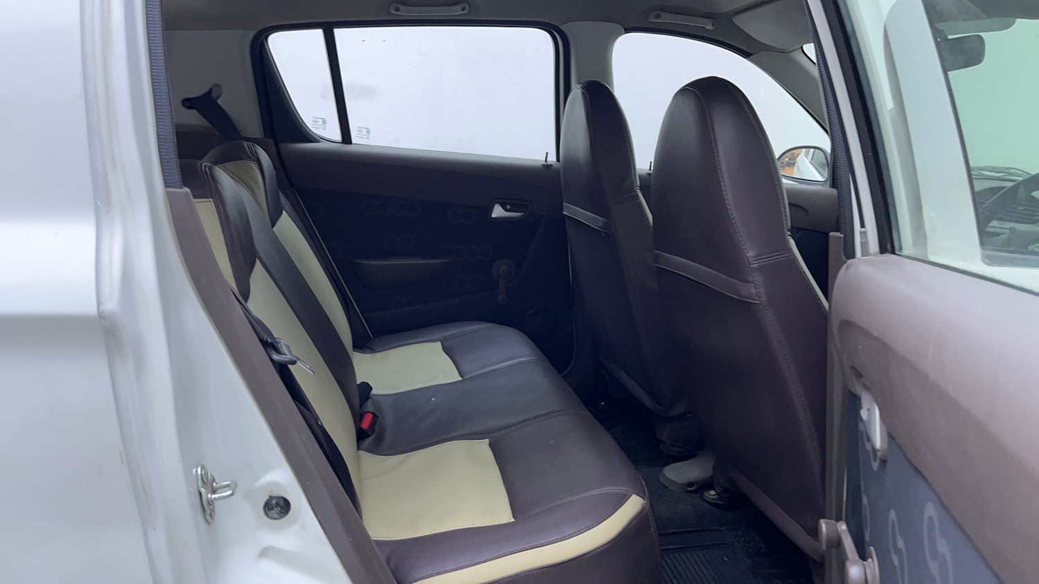 Used 2013 Maruti Suzuki Alto 800 Lxi CNG Cng Manual interior RIGHT SIDE REAR DOOR CABIN VIEW