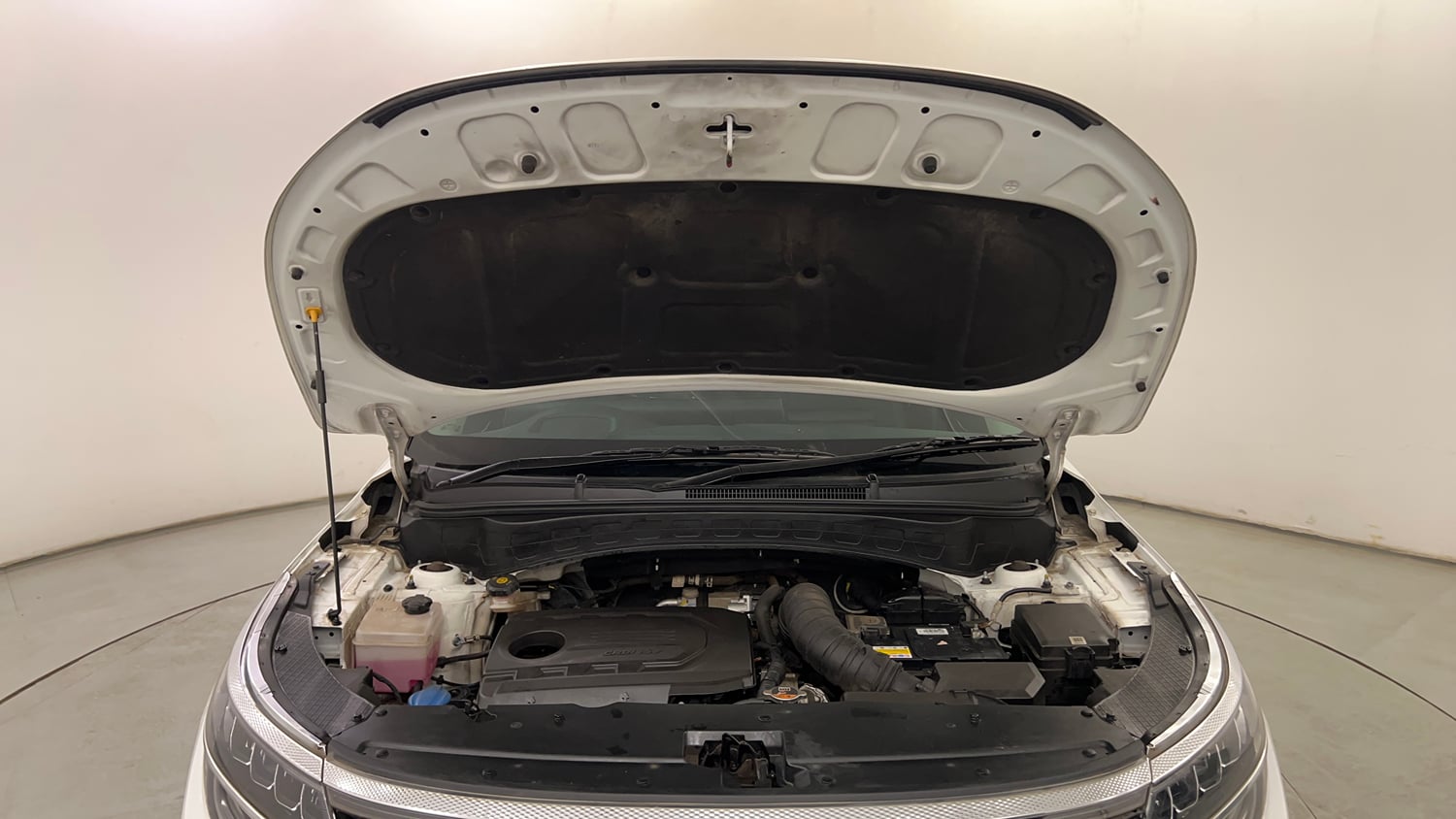 Used 2023 Kia Seltos GTX Plus 1.5 Diesel AT Diesel Automatic engine ENGINE & BONNET OPEN FRONT VIEW