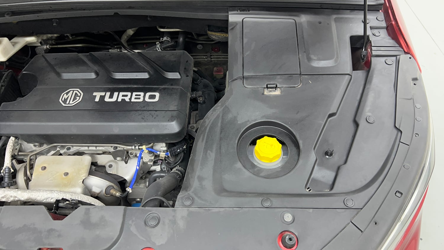 Used 2021 MG Motors Hector Plus Sharp 1.5 Petrol Turbo CVT 6-STR Dual Tone Petrol Automatic engine ENGINE LEFT SIDE VIEW