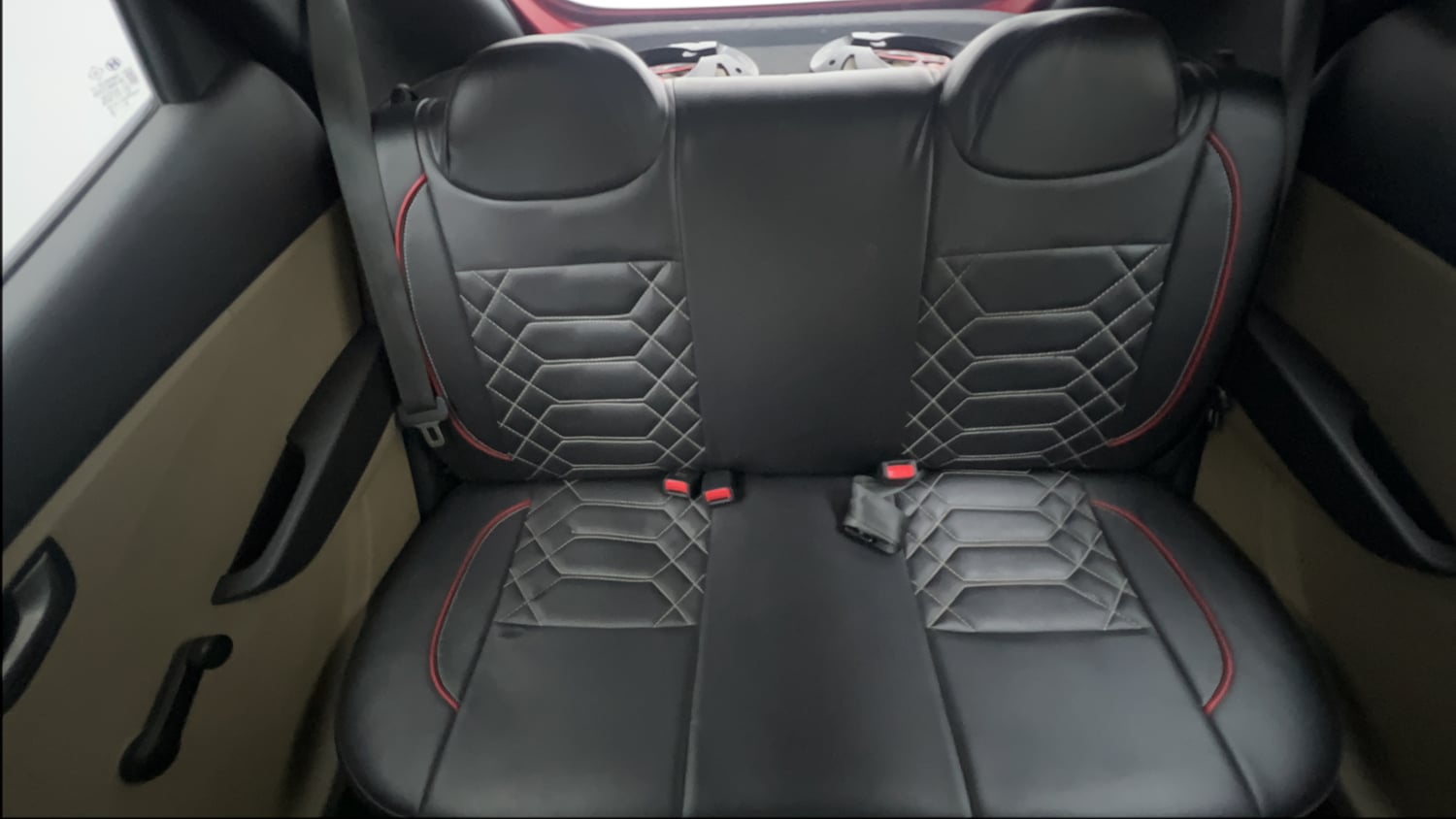 Used 2014 Hyundai Eon Sportz Petrol Manual interior REAR SEAT CONDITION VIEW
