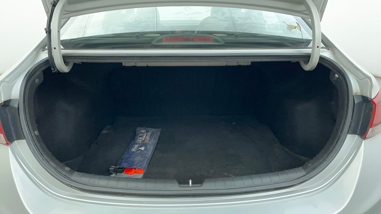 Used 2018 Hyundai Verna SX (O) 1.6 VTVT AT Petrol Automatic interior DICKY INSIDE VIEW