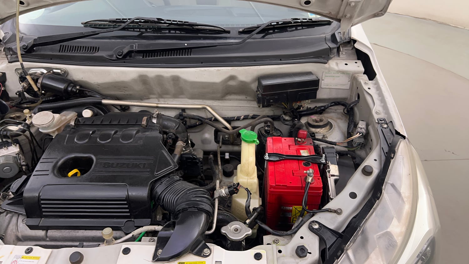 Used 2019 Maruti Suzuki Alto K10 VXi AMT Petrol Automatic engine ENGINE LEFT SIDE HINGE & APRON VIEW