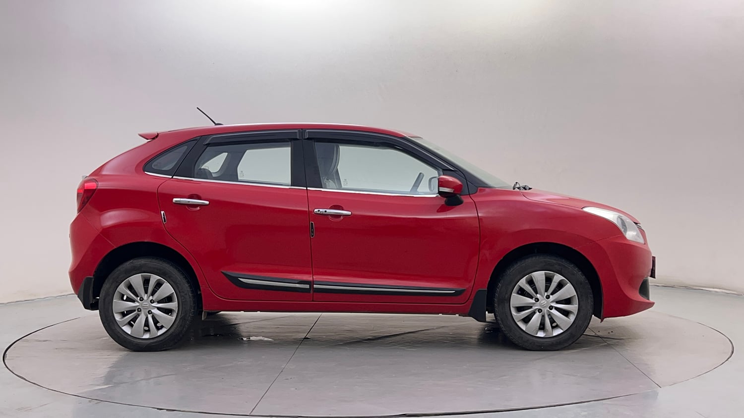 Used 2018 Maruti Suzuki Baleno Delta 1.2 Petrol Manual exterior RIGHT SIDE VIEW