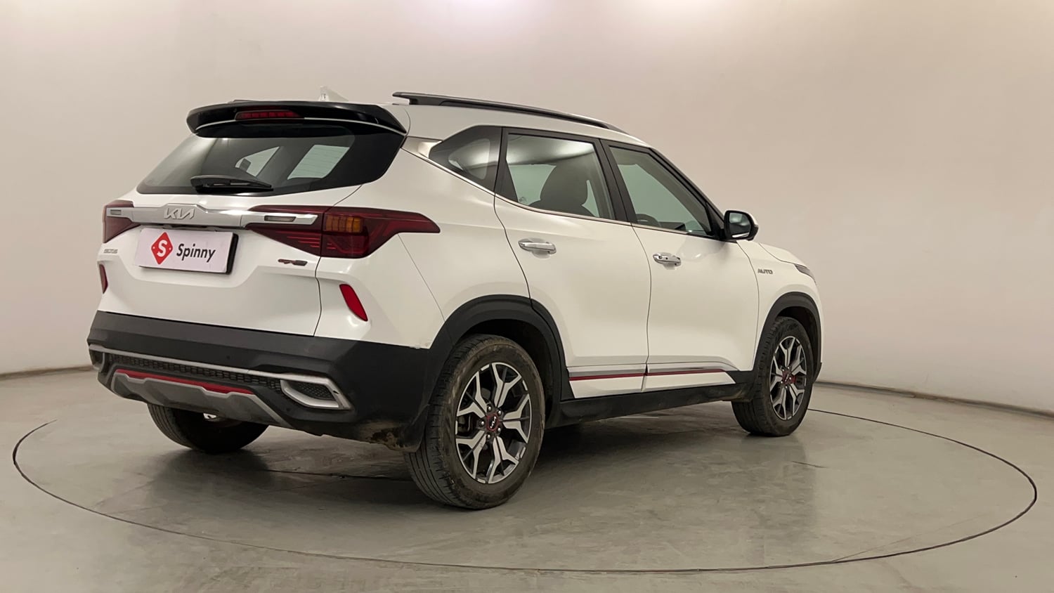 Used 2023 Kia Seltos GTX Plus 1.5 Diesel AT Diesel Automatic exterior RIGHT REAR CORNER VIEW