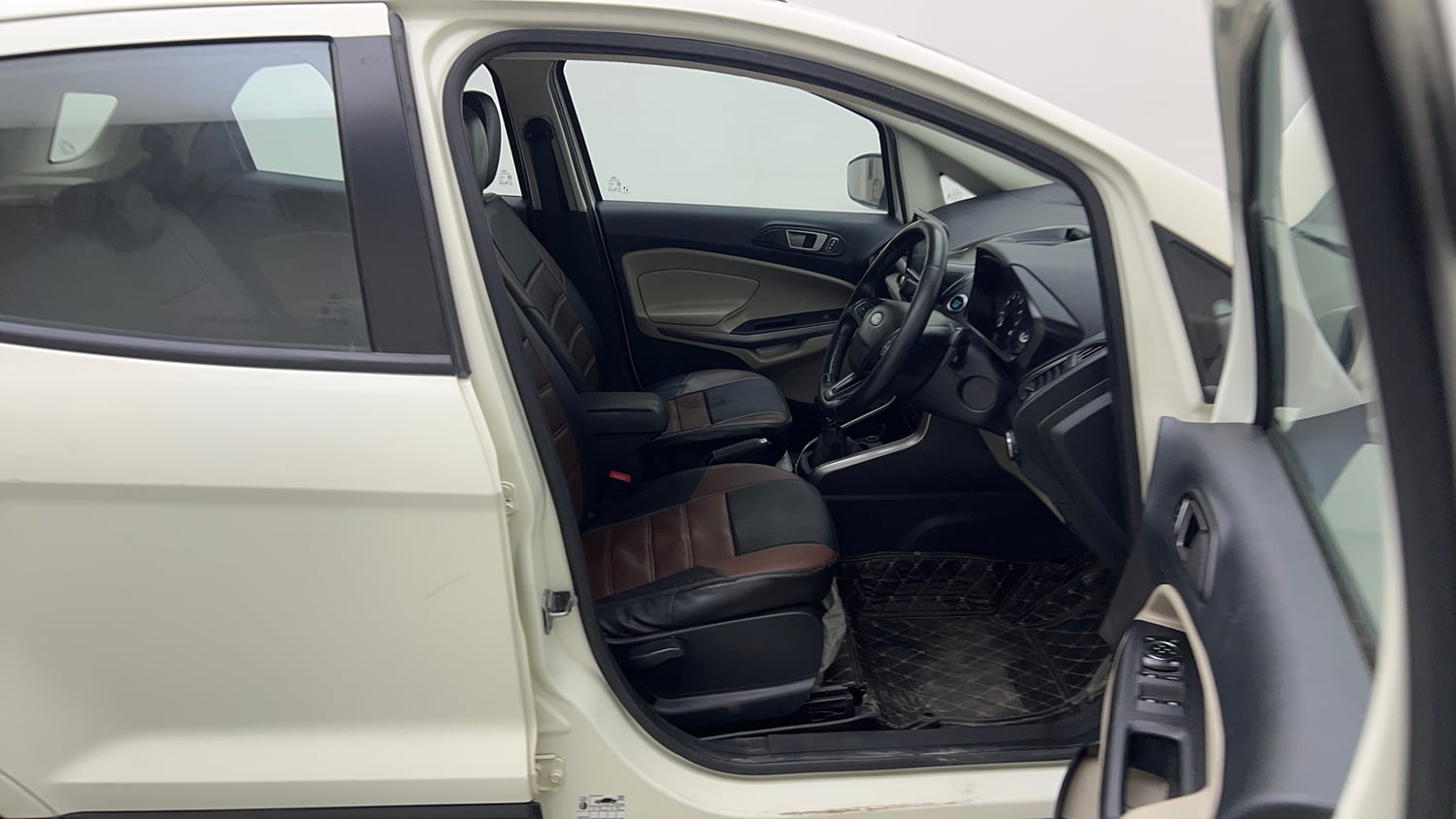 Used 2021 Ford EcoSport Titanium 1.5L Ti-VCT Petrol Manual interior RIGHT SIDE FRONT DOOR CABIN VIEW