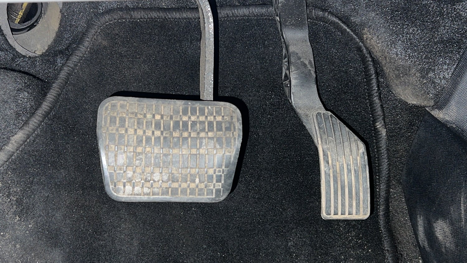 Used 2022 Tata Nexon XZA Plus (HS) Petrol Automatic interior PEDALS VIEW