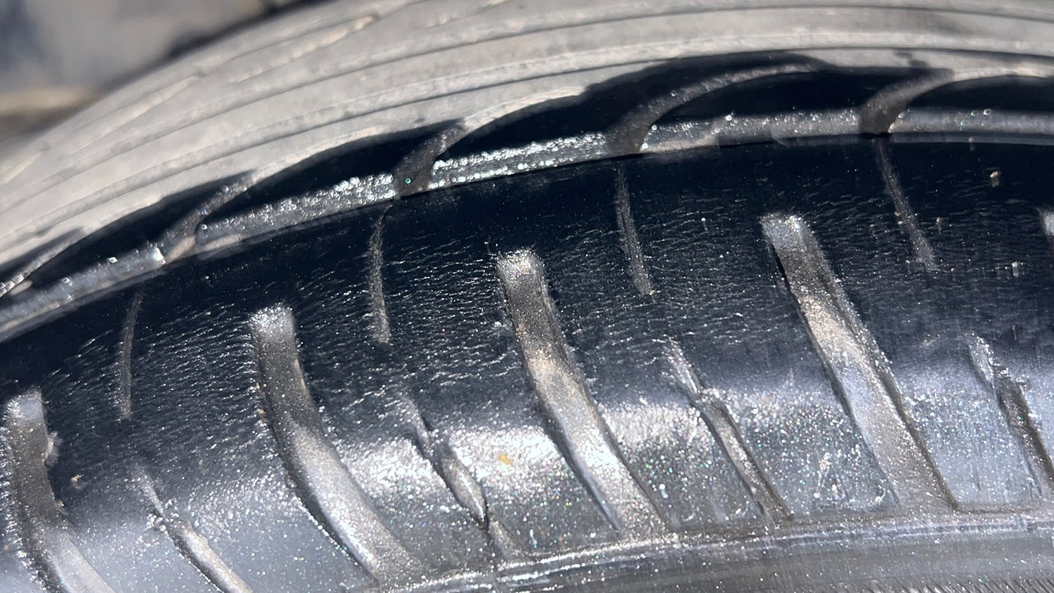 Used 2018 Tata Tiago Revotron XZ Petrol Manual tyres LEFT FRONT TYRE TREAD VIEW