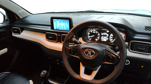 Used 2023 Tata Punch Accomplished MT Petrol Manual interior DASHBOARD VIEW