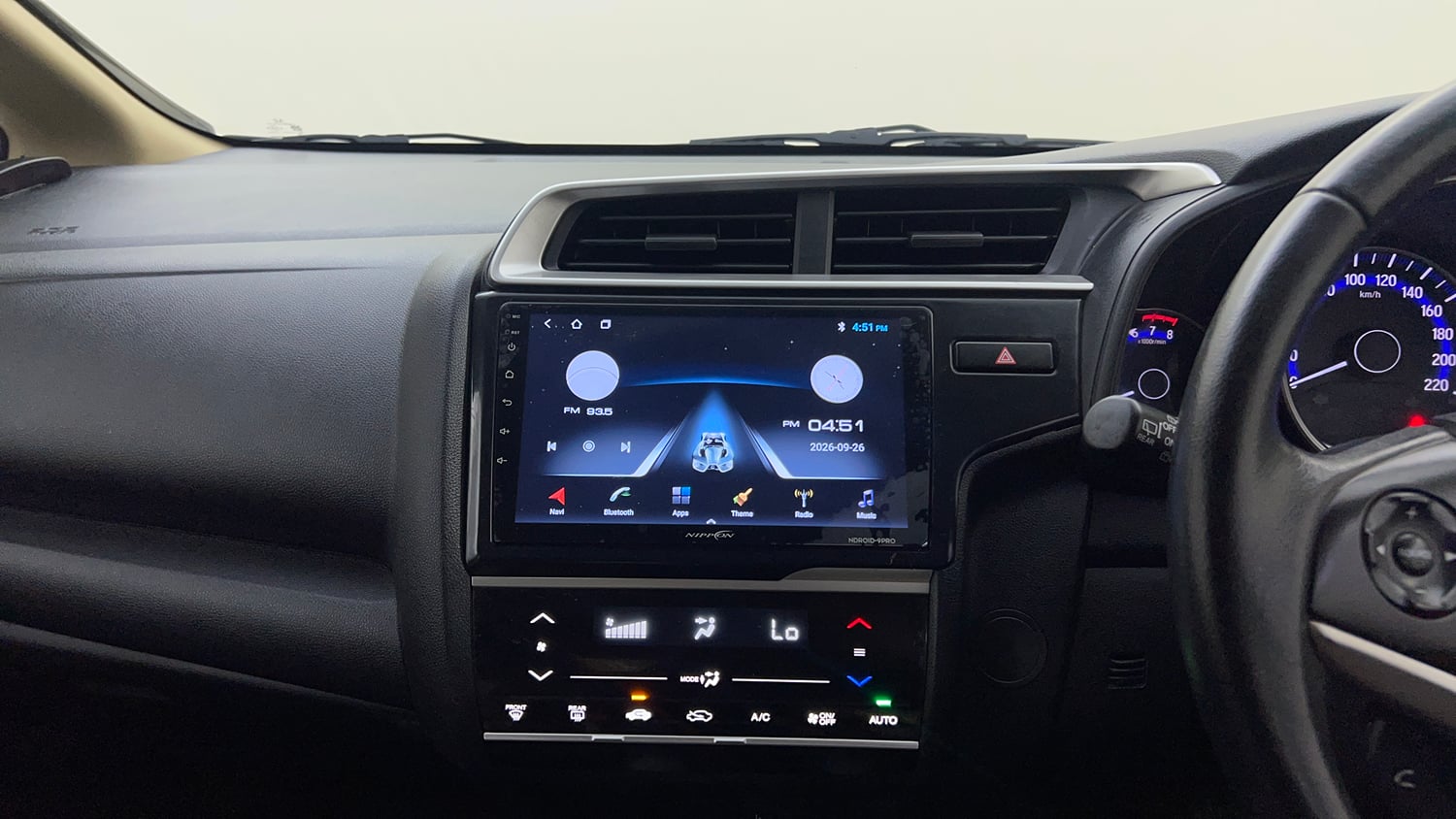 Used 2018 Honda Jazz V AT Petrol Petrol Automatic top_features Integrated (in-dash) music system
