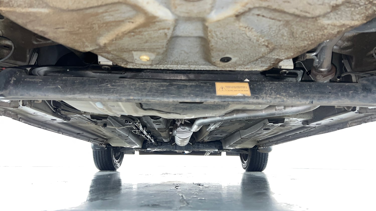Used 2023 Tata Punch Creative Dual Tone Petrol Manual extra REAR UNDERBODY VIEW (TAKEN FROM REAR)