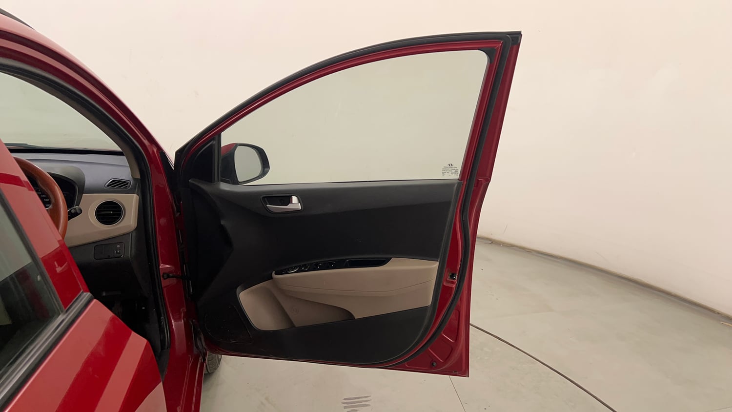 Used 2017 Hyundai Grand i10 Sportz (O) AT 1.2 Kappa VTVT Petrol Automatic interior RIGHT FRONT DOOR OPEN VIEW