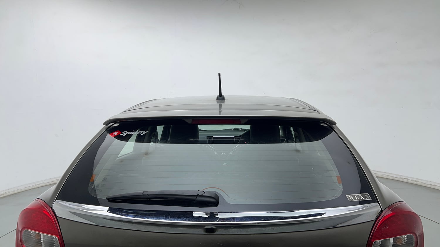 Used 2019 Maruti Suzuki Baleno Zeta Petrol Manual exterior BACK WINDSHIELD VIEW