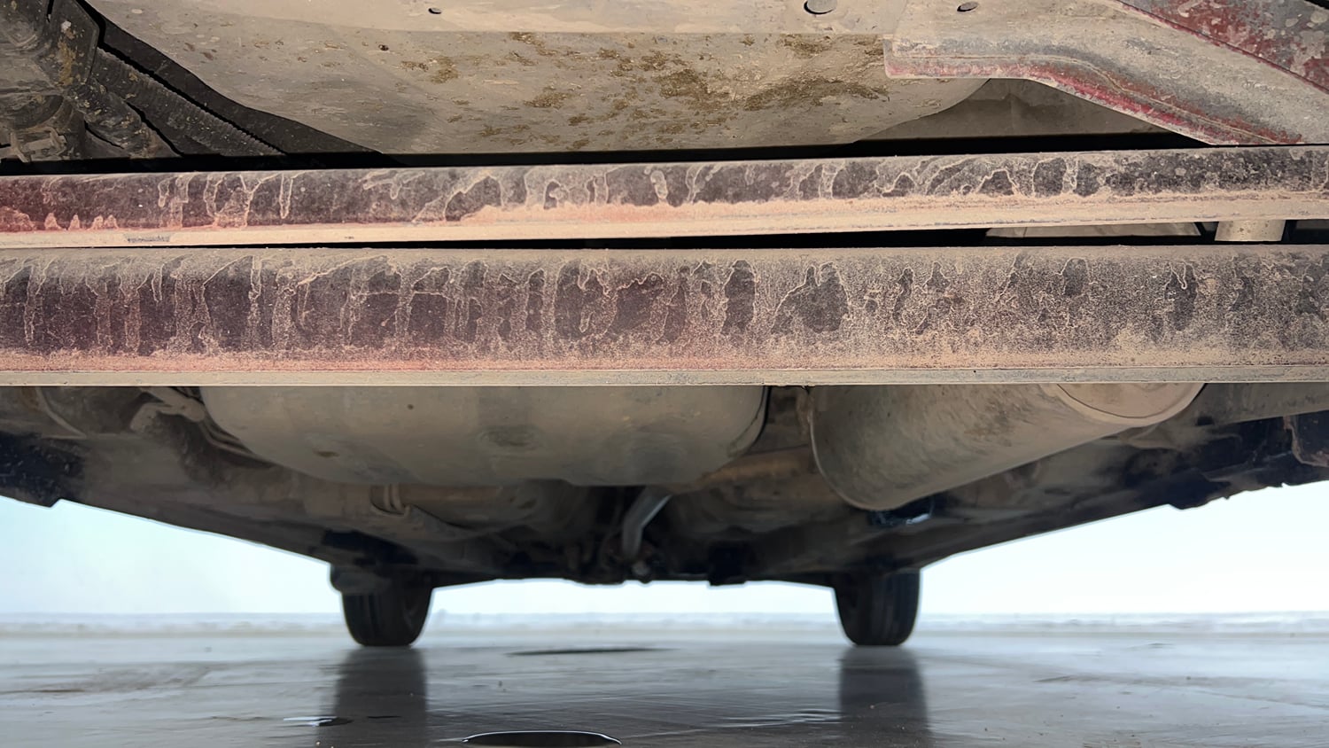 Used 2014 Hyundai Eon Sportz Petrol Manual extra REAR UNDERBODY VIEW (TAKEN FROM REAR)