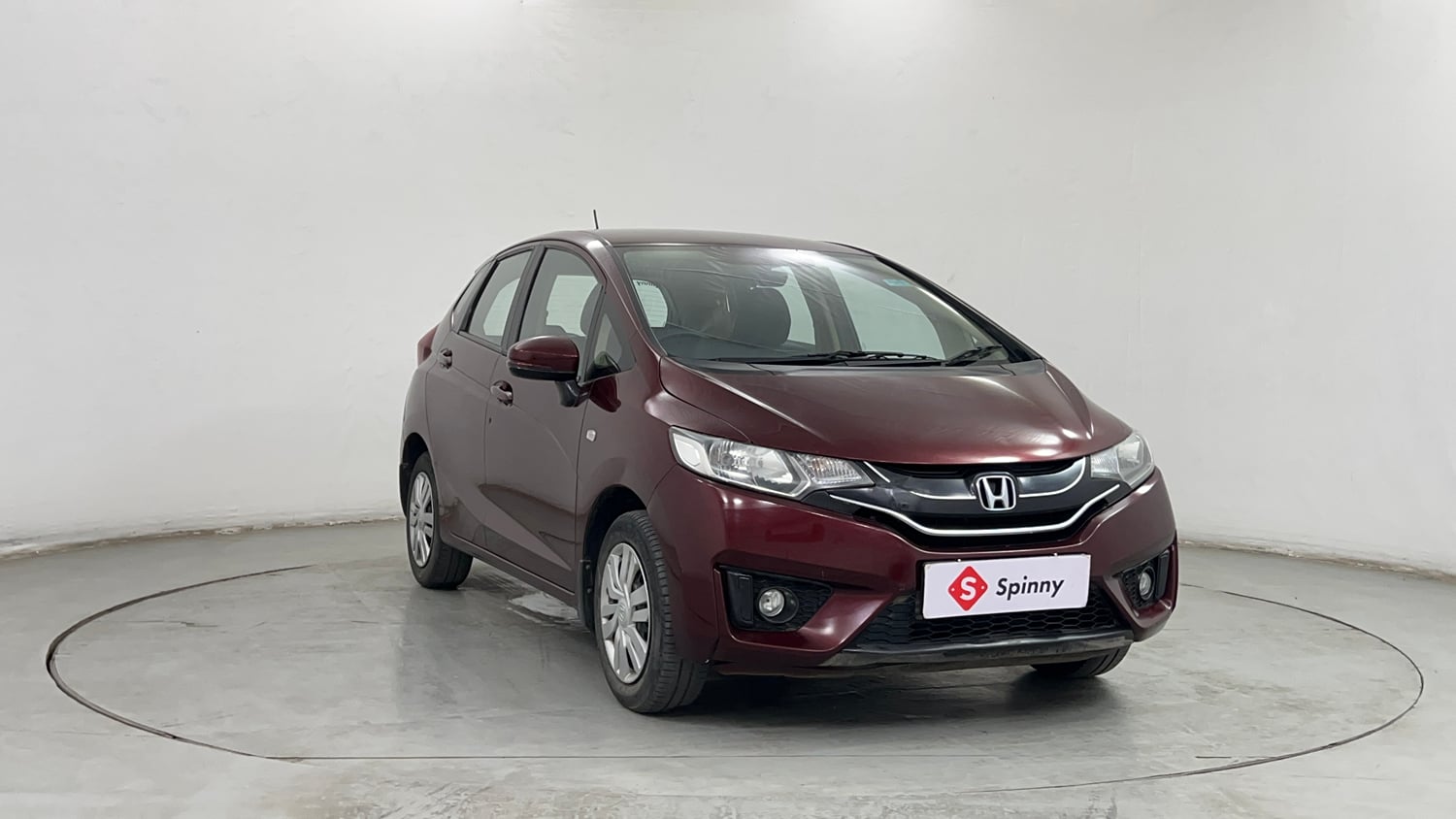 Used 2015 Honda Jazz SV Petrol Petrol Manual exterior RIGHT FRONT CORNER VIEW