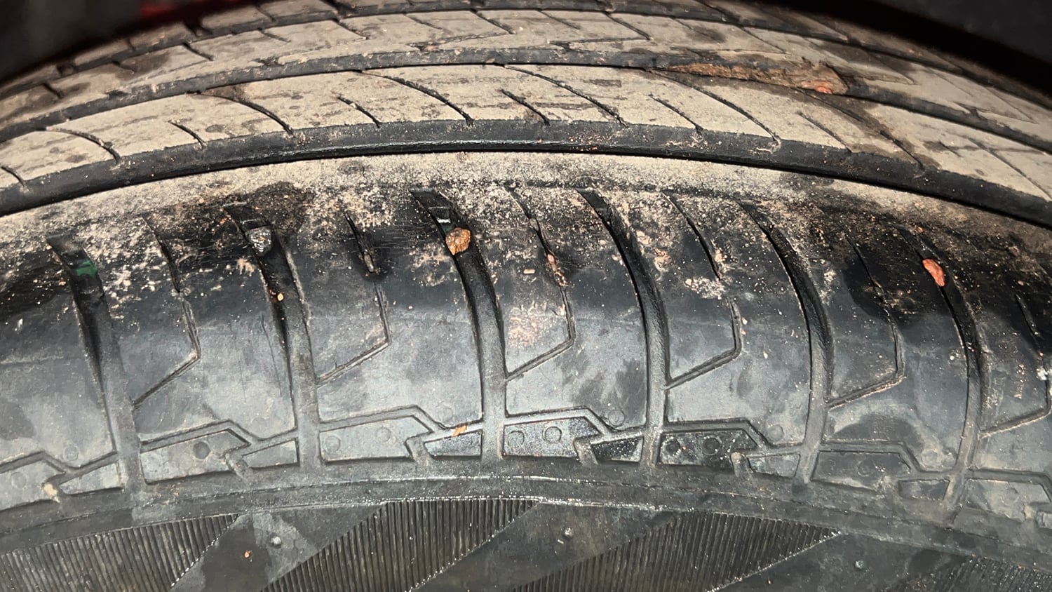 Used 2021 Maruti Suzuki Swift LXi Petrol Manual tyres RIGHT REAR TYRE TREAD VIEW