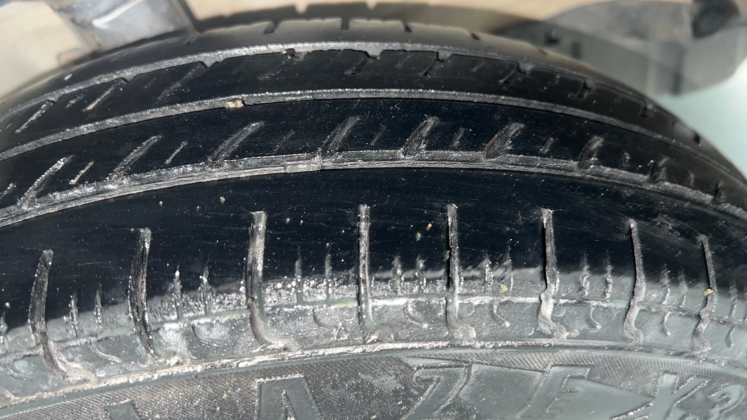 Used 2018 Maruti Suzuki Wagon R LXI CNG Cng Manual tyres RIGHT FRONT TYRE TREAD VIEW