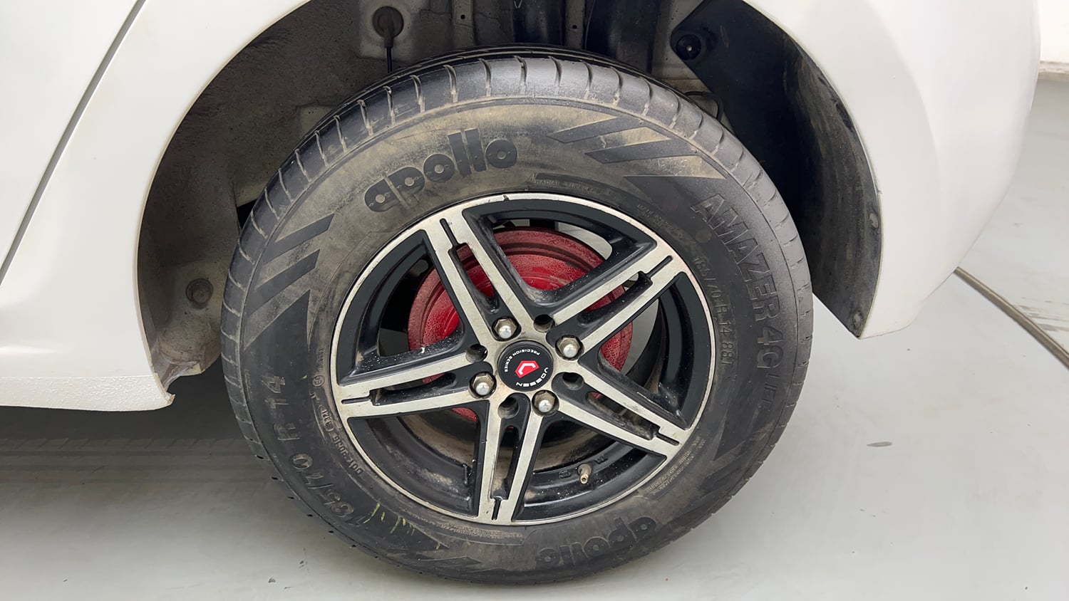 Used 2019 Hyundai Elite i20 Magna Plus 1.2 Petrol Manual tyres LEFT REAR TYRE RIM VIEW