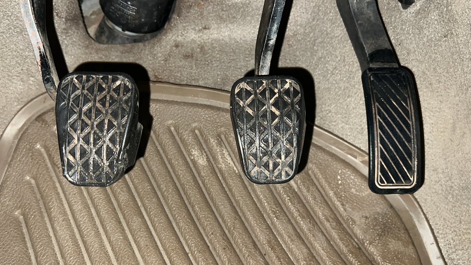 Used 2016 Ford Figo Aspire Trend 1.2 Ti-VCT Petrol Manual interior PEDALS VIEW