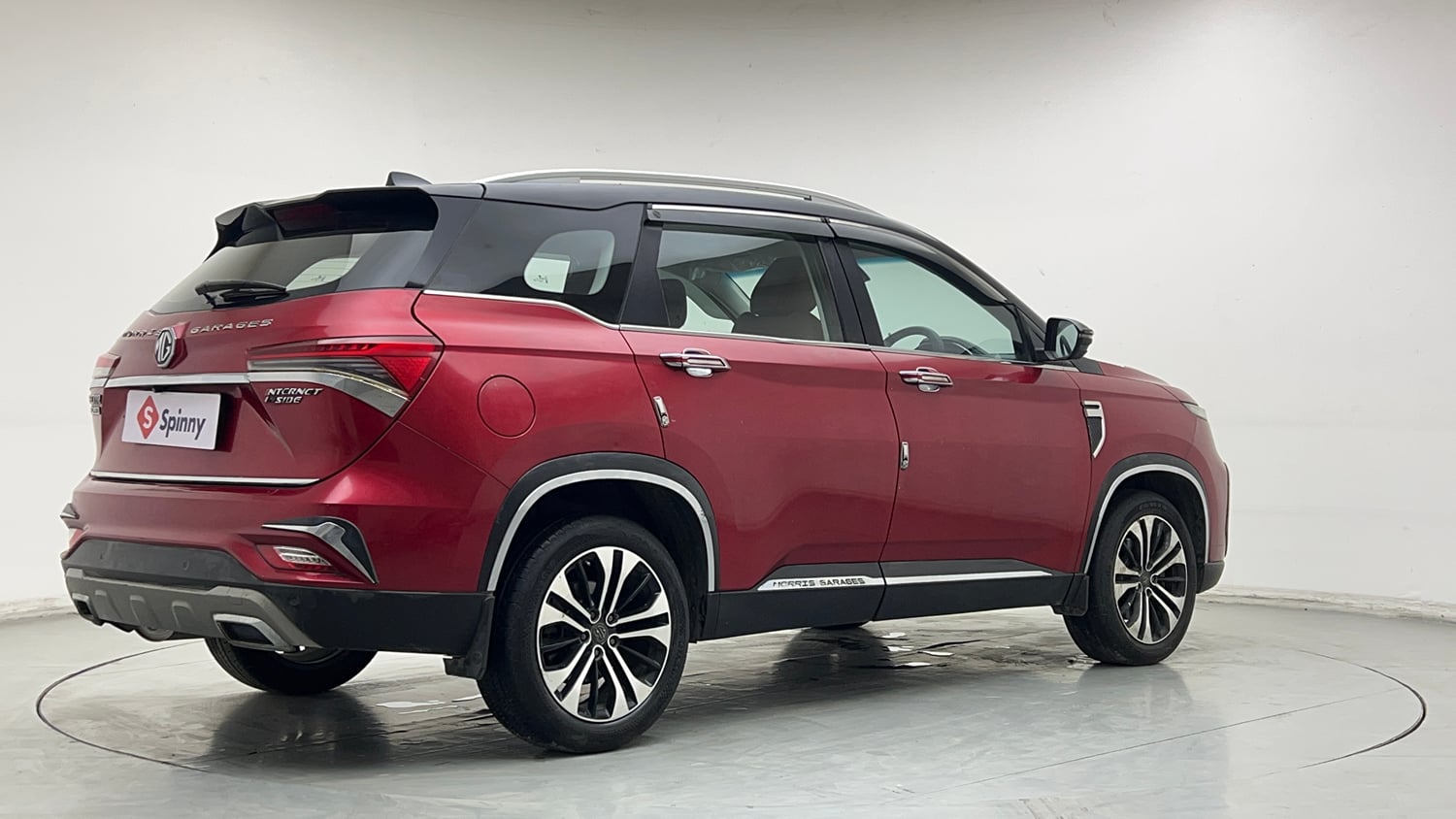 Used 2021 MG Motors Hector Plus Sharp 1.5 Petrol Turbo CVT 6-STR Dual Tone Petrol Automatic exterior RIGHT REAR CORNER VIEW