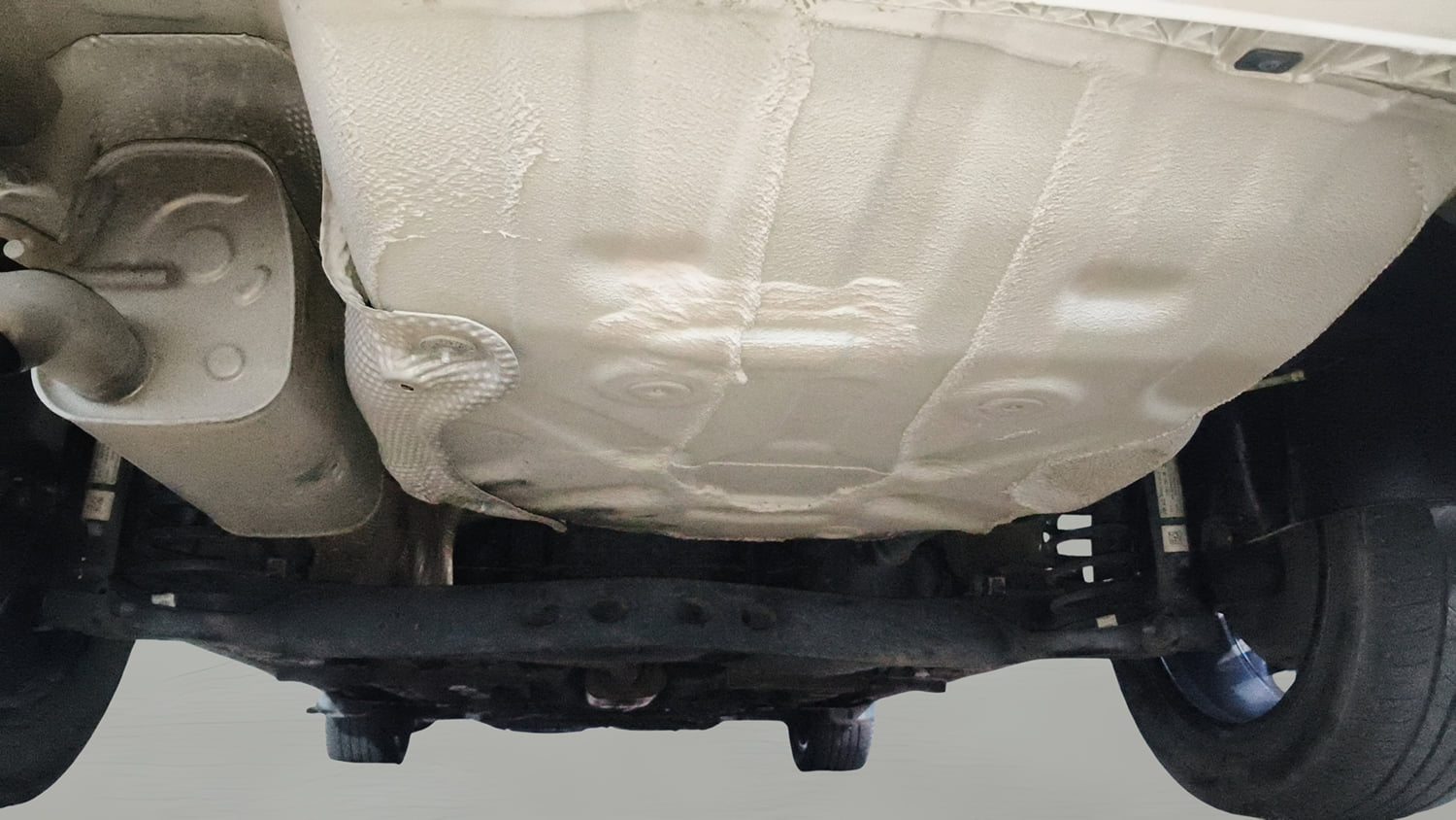 Used 2022 Skoda Slavia Style 1.0L TSI MT Petrol Manual extra REAR UNDERBODY VIEW (TAKEN FROM REAR)