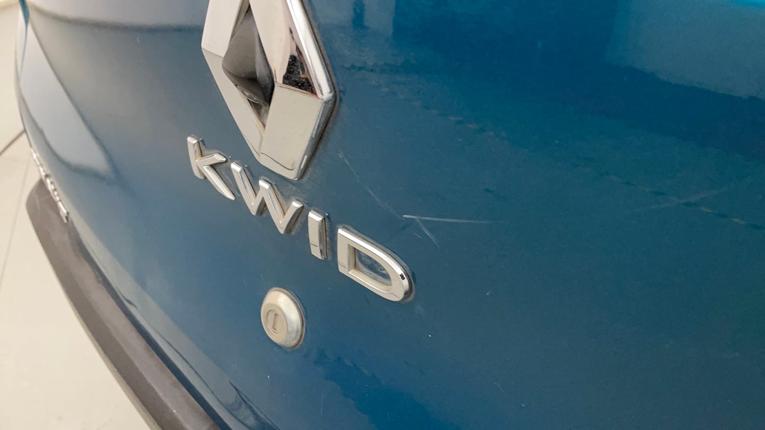 Used 2022 Renault Kwid RXT 1.0 AMT Petrol Automatic dents MINOR SCRATCH