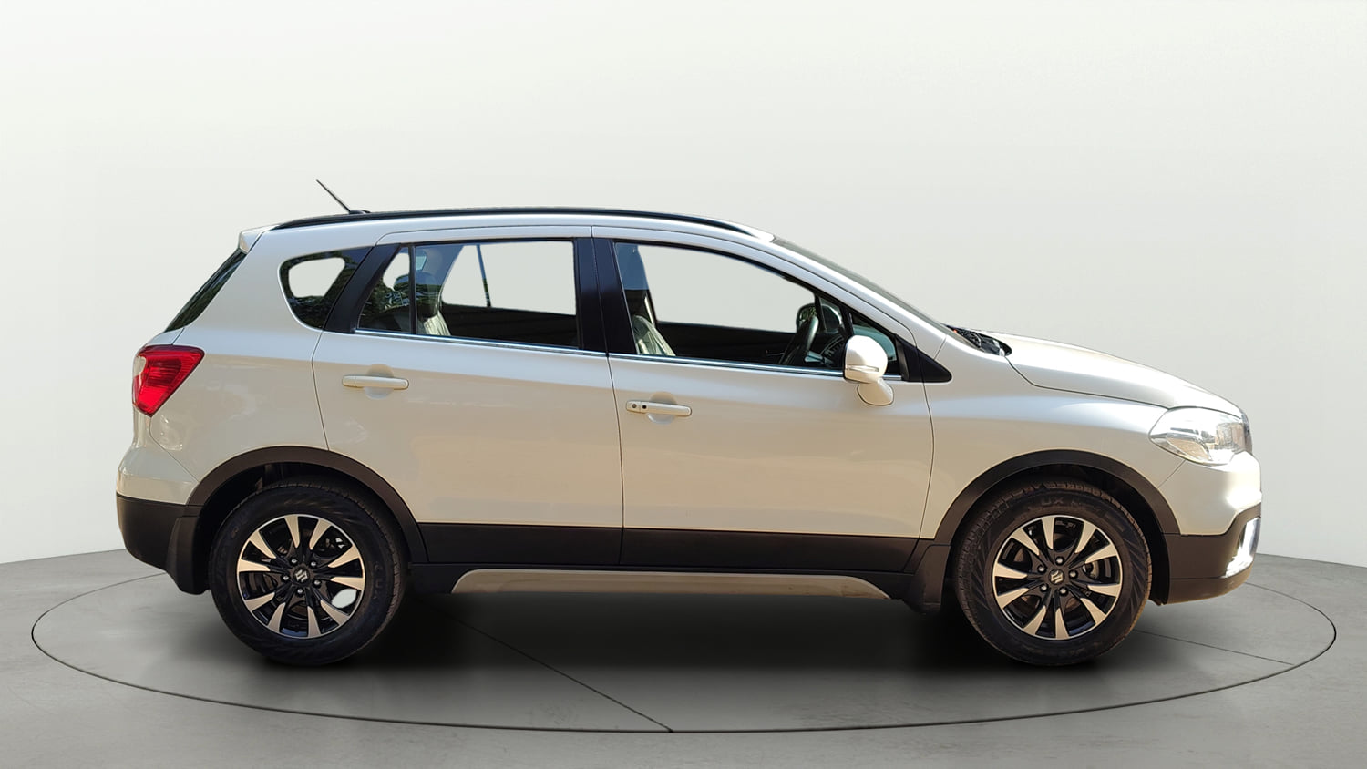 Used 2021 Maruti Suzuki S-Cross Zeta Petrol Manual exterior RIGHT SIDE VIEW