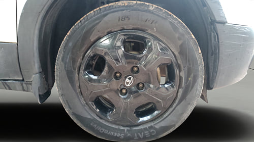 Used 2023 Tata Punch Accomplished MT Petrol Manual tyres RIGHT FRONT TYRE RIM VIEW