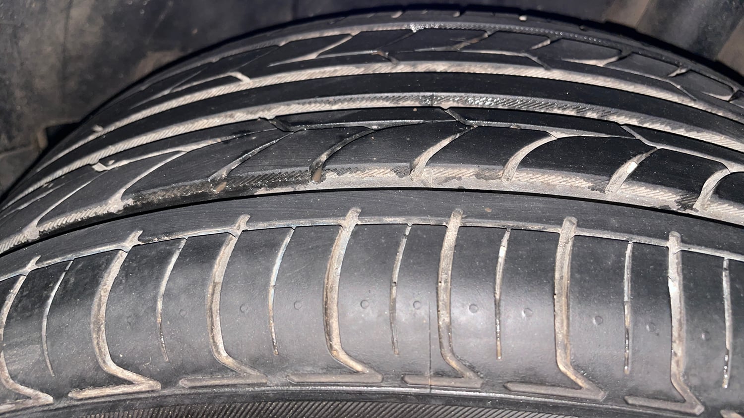 Used 2019 null Petrol Manual tyres LEFT REAR TYRE TREAD VIEW