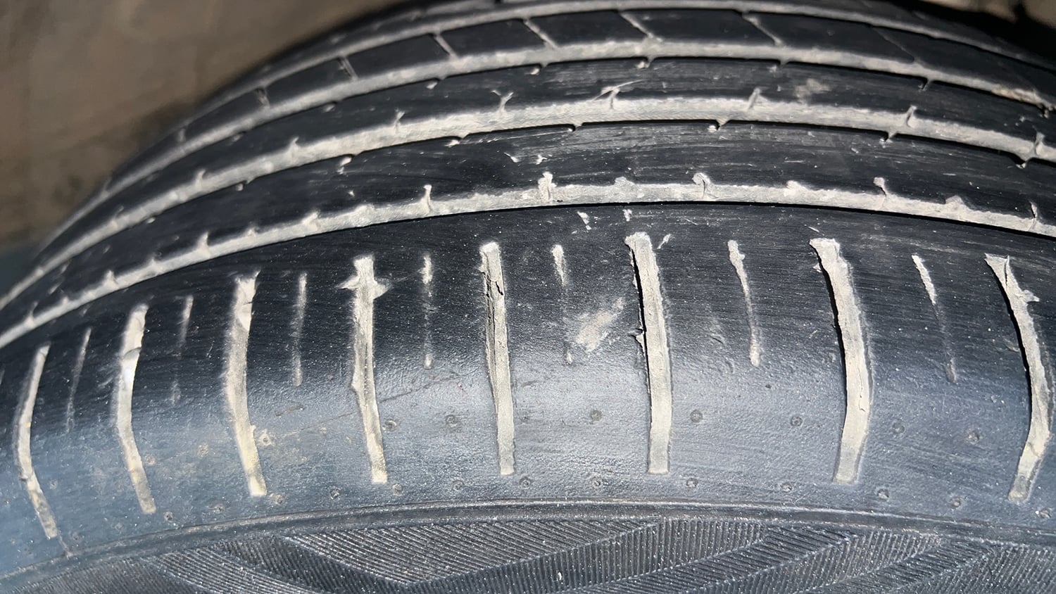Used 2019 Maruti Suzuki Baleno Zeta Petrol Manual tyres RIGHT FRONT TYRE TREAD VIEW