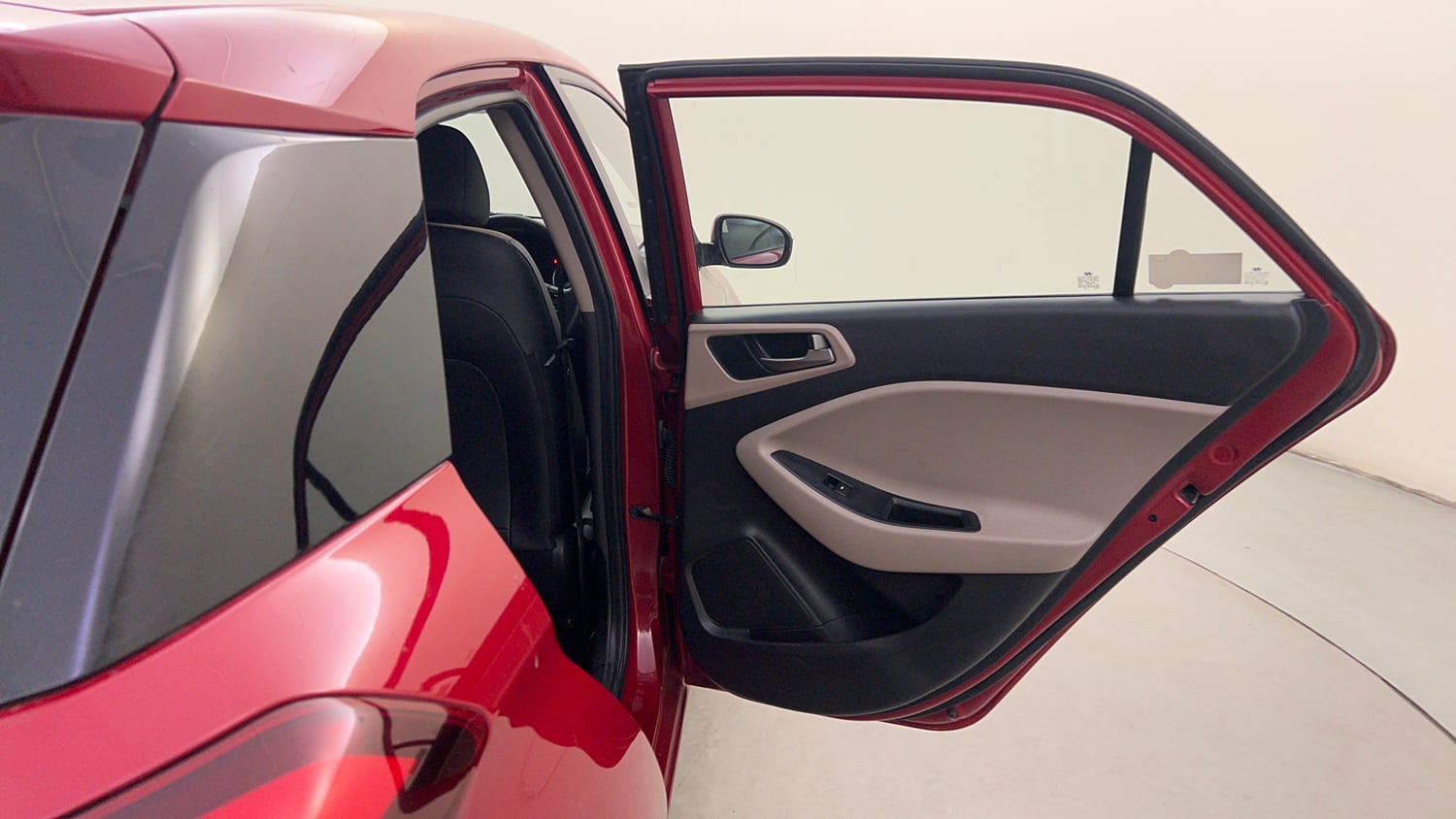 Used 2017 Hyundai Elite i20 Sportz 1.2 Petrol Manual interior RIGHT REAR DOOR OPEN VIEW
