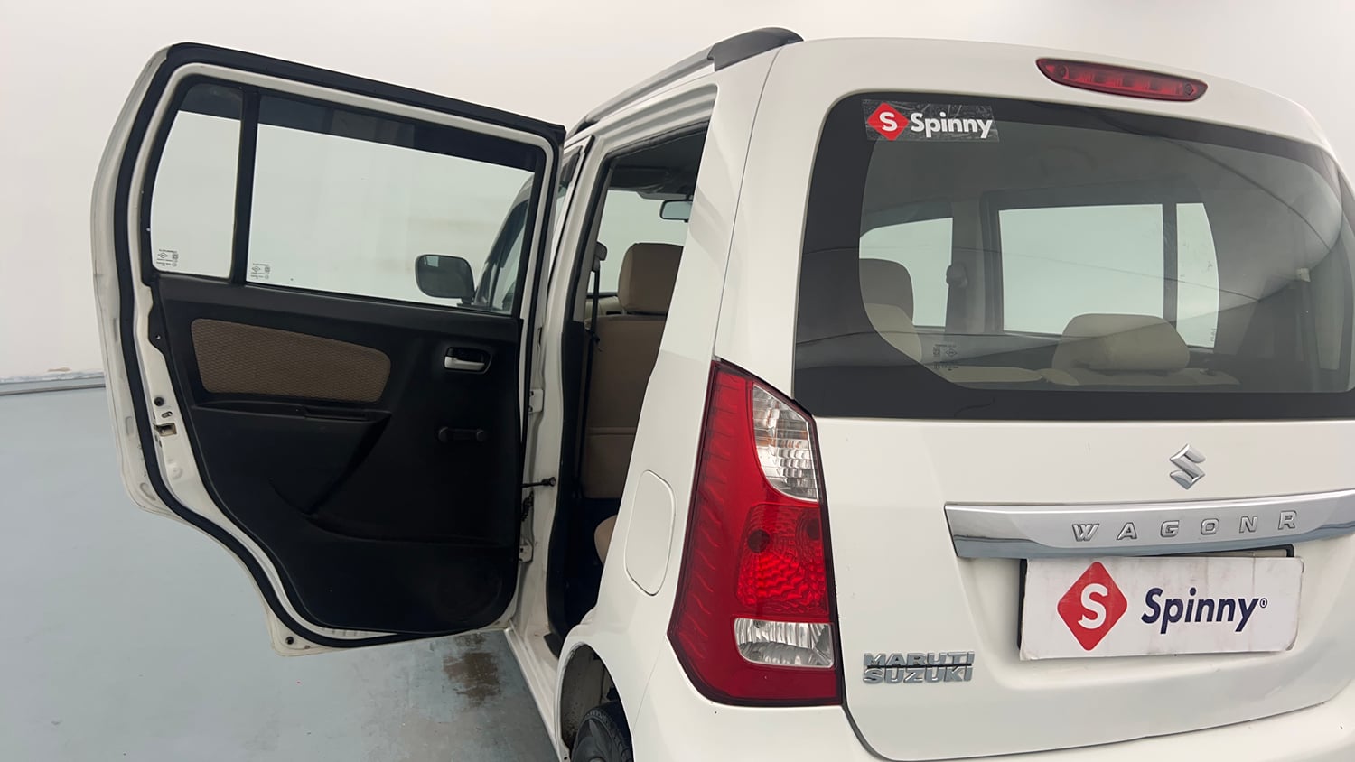 Used 2018 Maruti Suzuki Wagon R LXI CNG Cng Manual interior LEFT REAR DOOR OPEN VIEW