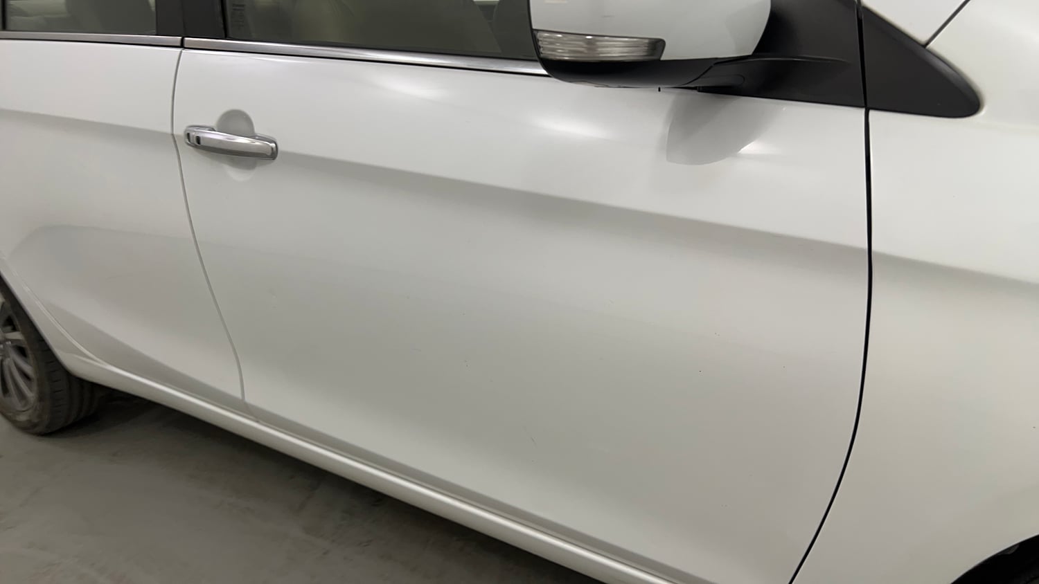 Used 2019 Maruti Suzuki Ciaz Alpha Hybrid 1.5 Petrol Manual dents MINOR SCRATCH