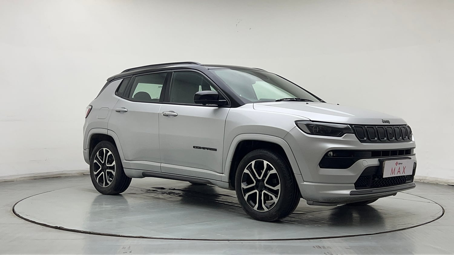 Used 2022 Jeep Compass Model S (O) 1.4 Petrol DCT Petrol Automatic exterior RIGHT FRONT CORNER VIEW