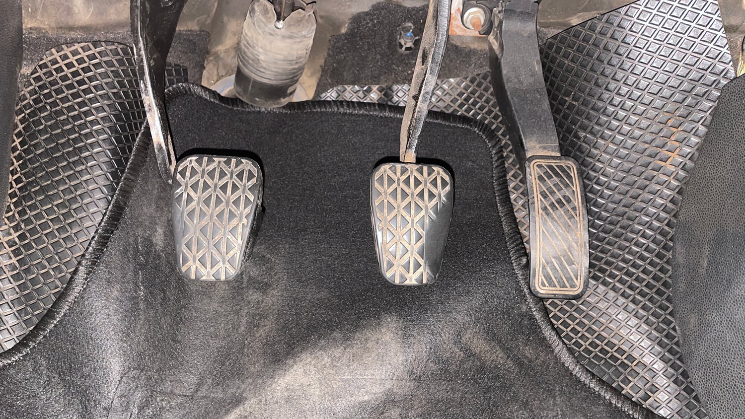 Used 2019 Ford EcoSport Titanium 1.5L TDCi Diesel Manual interior PEDALS VIEW